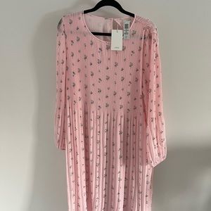 Aritzia Daydreamer Midi Size XL NWT
